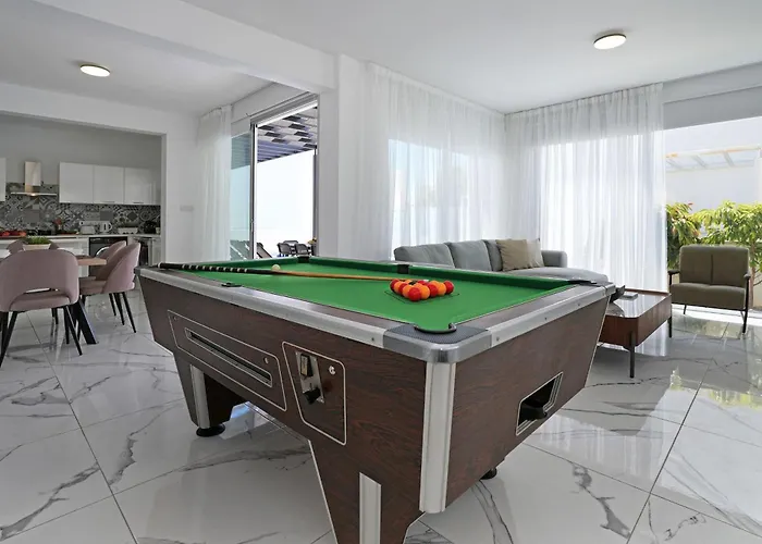 Vila Brigita Ayia Napa